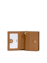 gambar-bagian-dalam-Coach-Snap-Wallet-In-Signature-Canvas-Khaki-Saddle