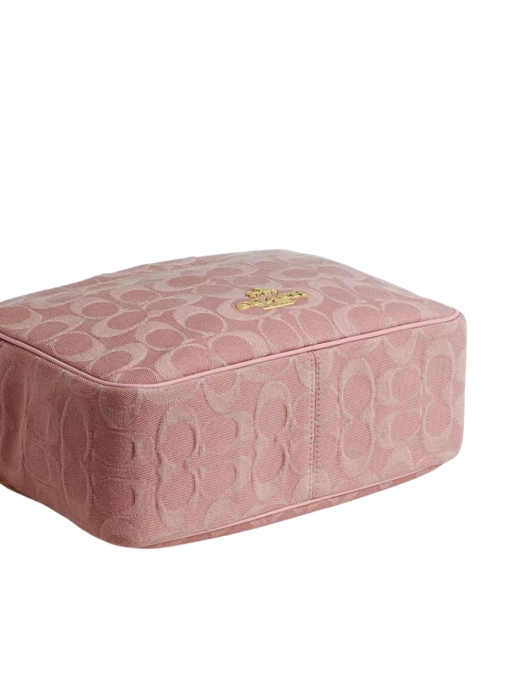gambar-bawah-Coach-Carey-Crossbody-Bag-In-Signature-Denim-Light-Pink
