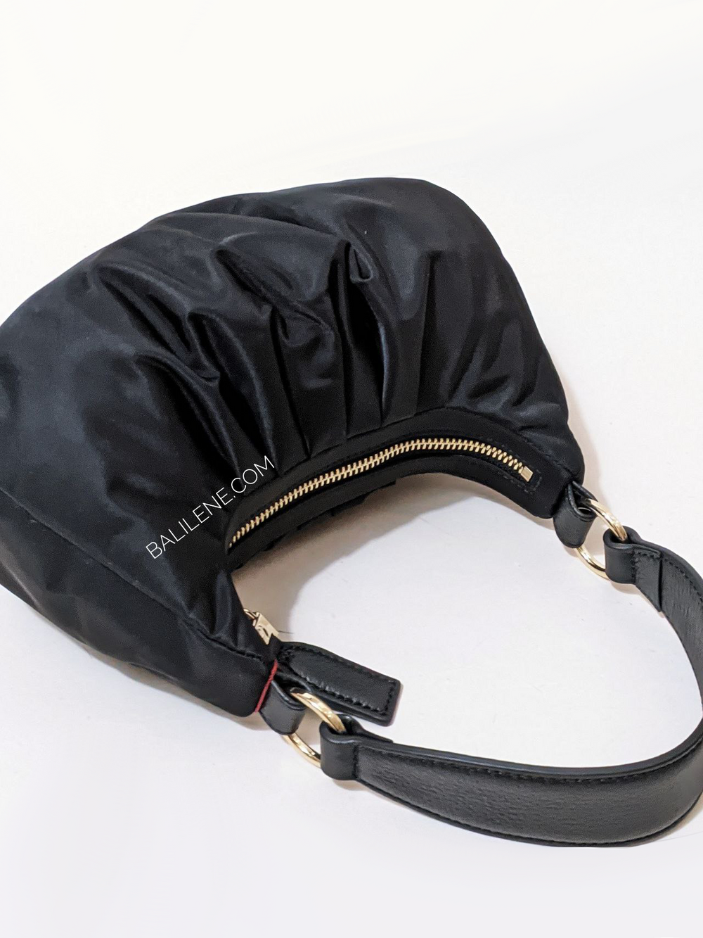 gambar-belakang-Aigner-Filo-Extra-Small-Shoulder-Bag-Black