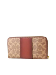 gambar-belakang-Coach-Accordion-Zip-Wallet-In-Colorblock-Signature-Canvas-Tan-Rust