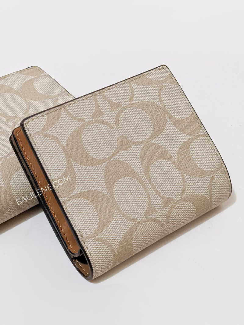 gambar-belakang-Coach-Snap-Wallet-In-Signature-Canvas-Khaki-Saddle