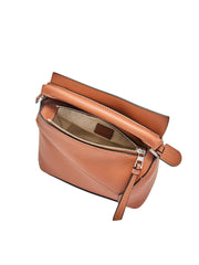 gambar-dalam-Loewe-Mini-Puzzle-bag-in-classic-calfskin-TanWEBP