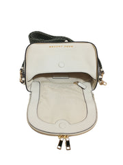 gambar-dalam-Marc-Jacobs-The-Groove-Mini-Messenger-Bag-Marshmallow