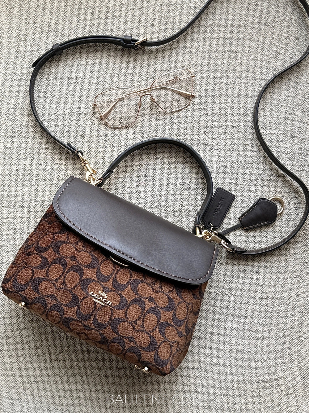 gambar-depan-Coach-Emory-Top-Handle-Bag-In-Signature-Chenille-Truffle-balilene