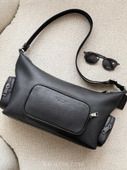 gambar-depan-Coach-Finn-Crossbody-Bag-With-Pockets-Black-balilene