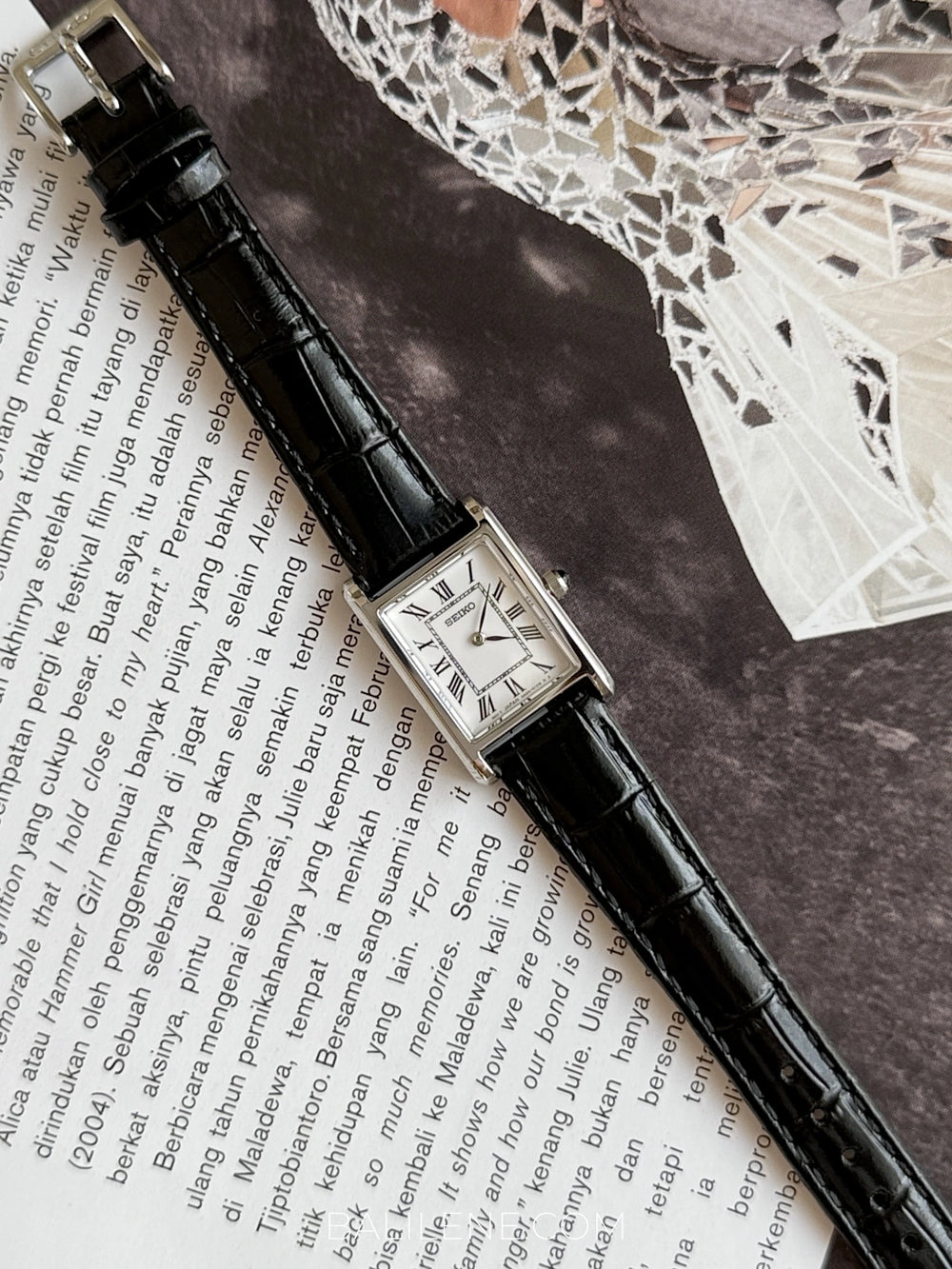gambar-depan-Seiko-SWR107P1-Classic-Women-Quartz-Leather-Strap-Watch-Silver-Black-balilene