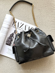gambar-depan-Tory-Burch-Small-Charlie-Quilted-Drawstring-Shoulder-Bag-Black-balilene