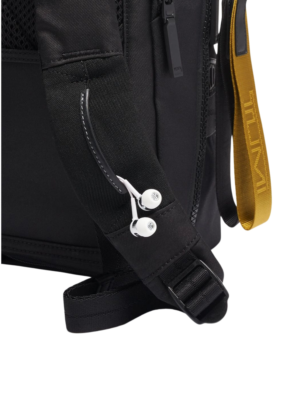 gambar-detail-Nottaway-Backpack-Black-TUMI