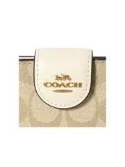 gambar-logo-Coach-Medium-Corner-Zip-Wallet-In-Signature-Canvas-Light-KhakiChalkWEBP