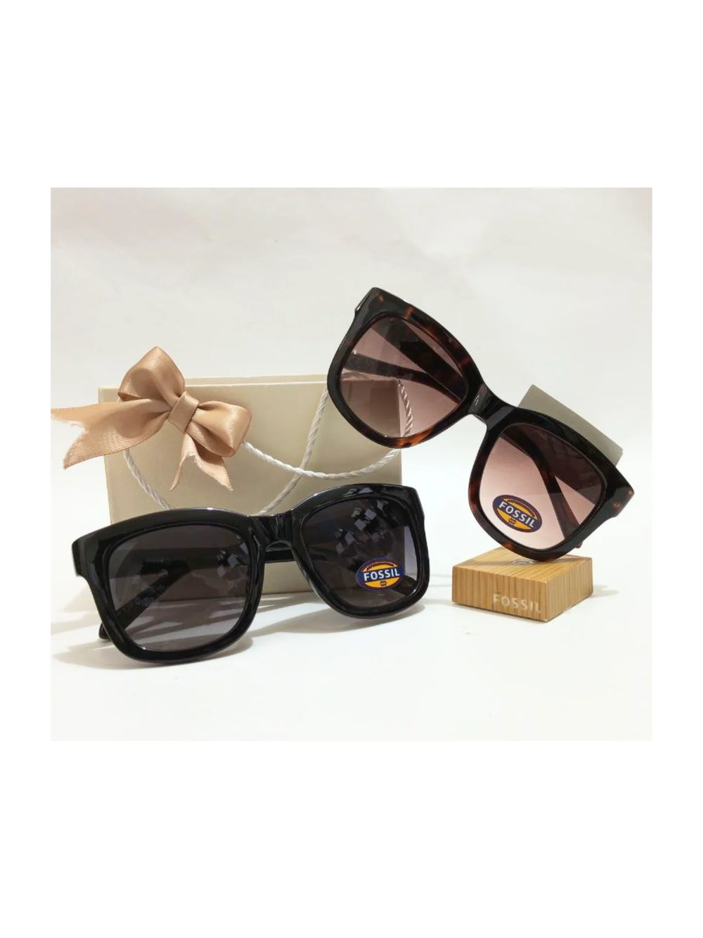 gambar2-Fossil-Sunglasses-BlackWEBP