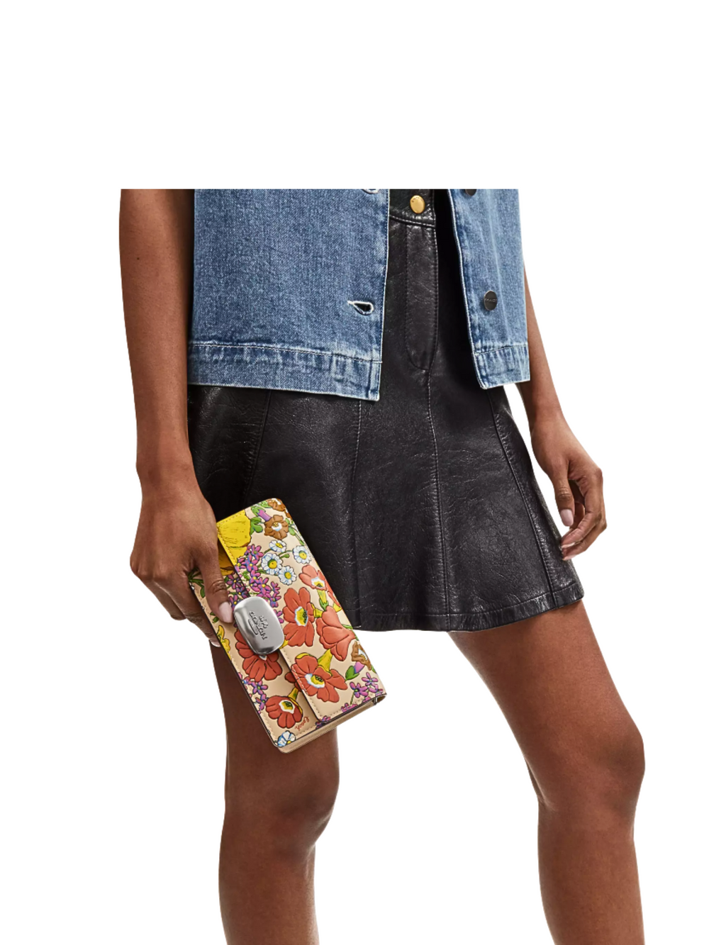 on-model-2-Coach-Eliza-Small-Flap-Crossbody-With-Floral-Print-Ivory-Multi