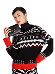 on-model-2-Kate_Spade-Katy-Textured-Leather-Flap-Chain-Crossbody-Bag-Black