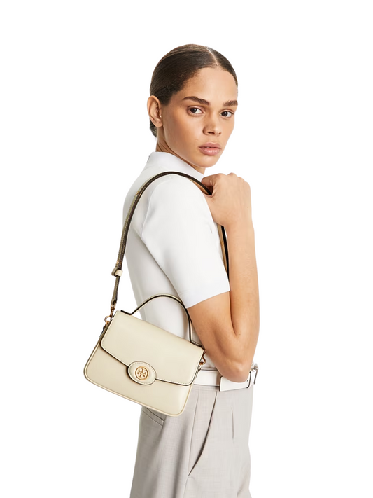 on-model-2-Tory-Burch-Robinson-Spazzolato-Small-Top-Handle-Bag-Light-Cream