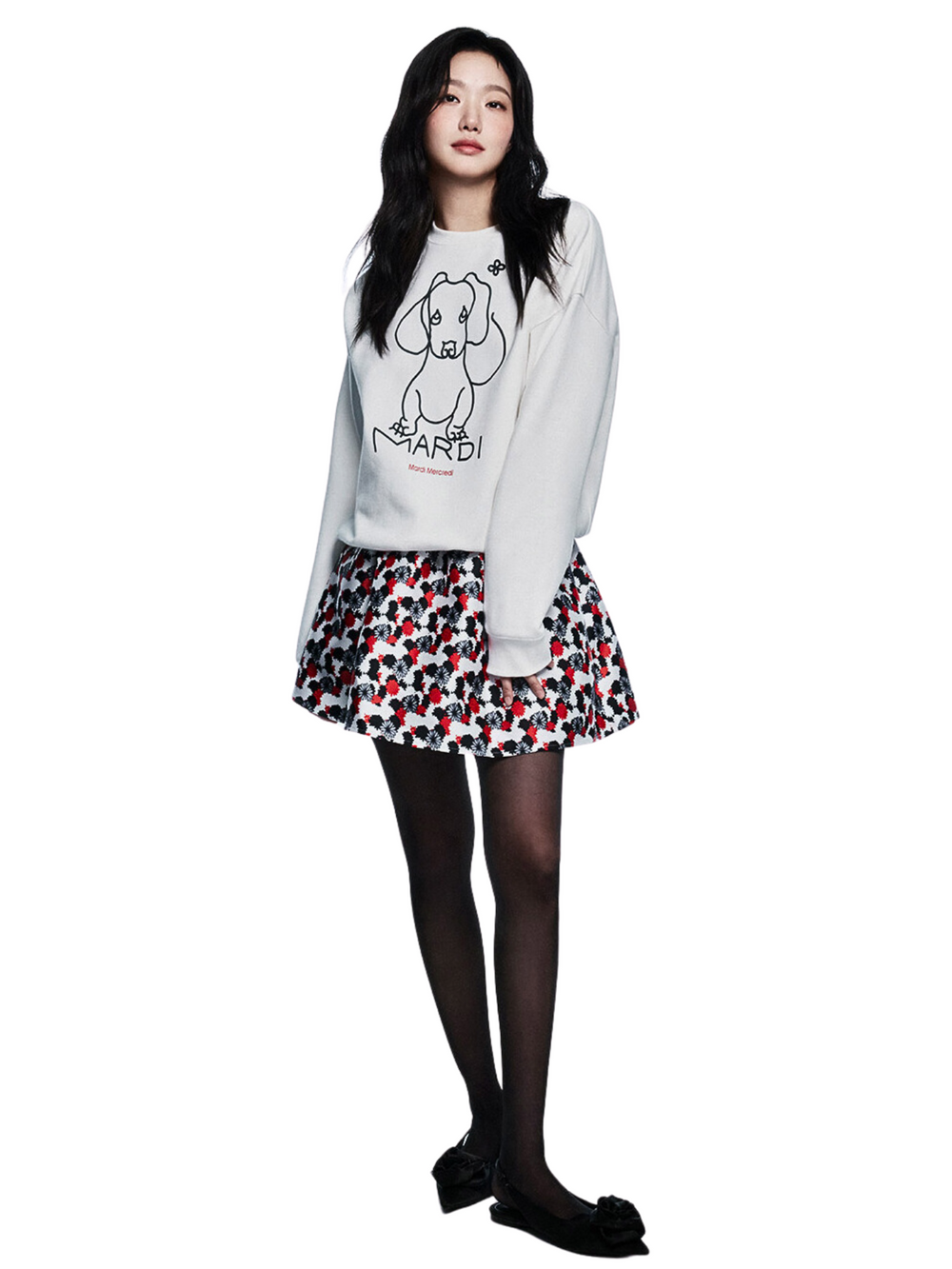 on-model-3-Mardi-Mercredi-Sweatshirt-Ddanji-CH.02-White-Black