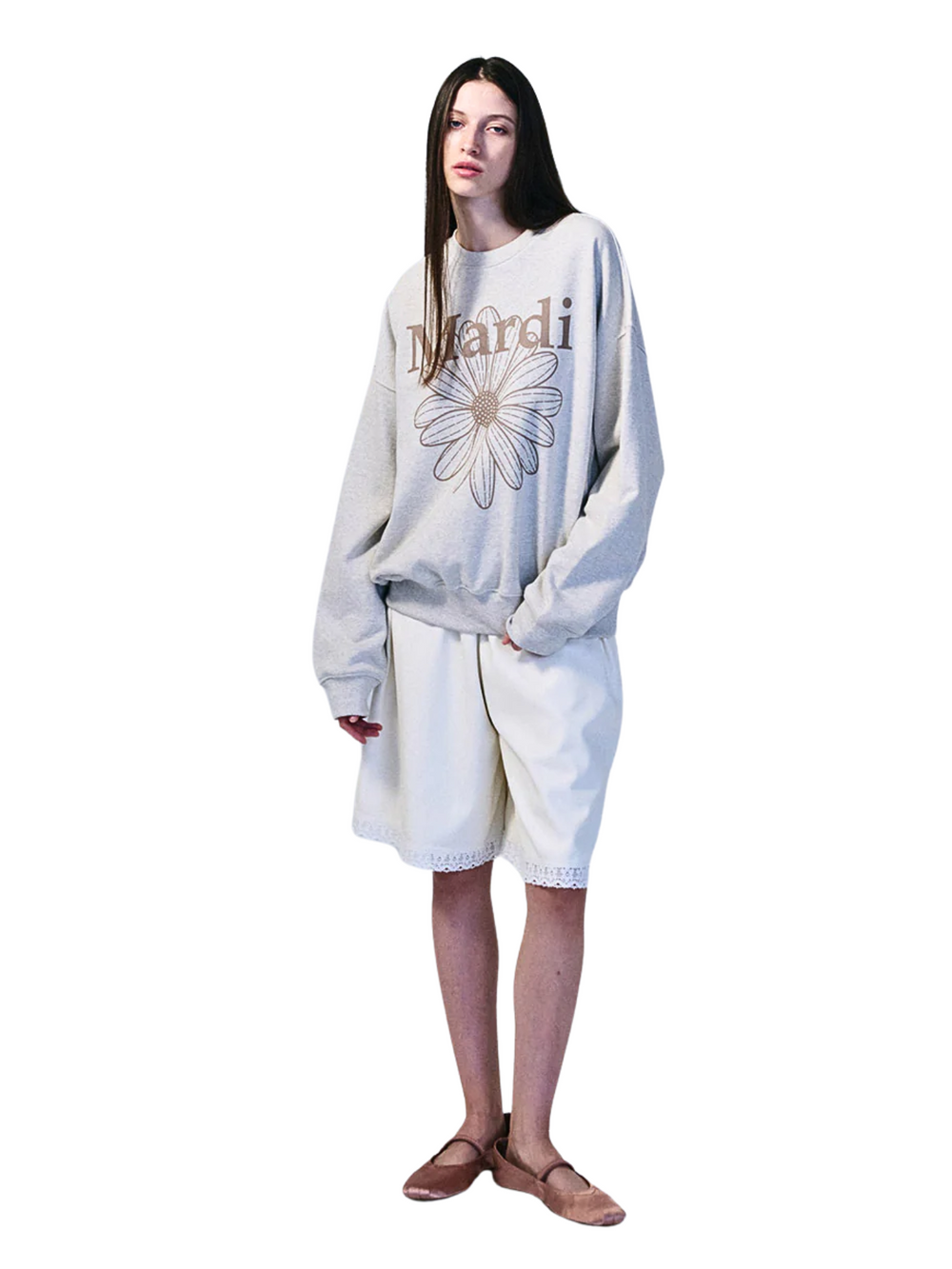 on-model-3-Mardi-Mercredi-Sweatshirt-Flowermardi-Oatmeal-Taupe