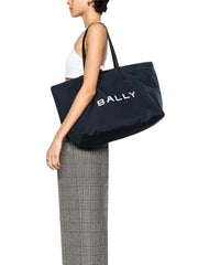 on-model-Bally-Logo-Print-Tote-Bag-Black