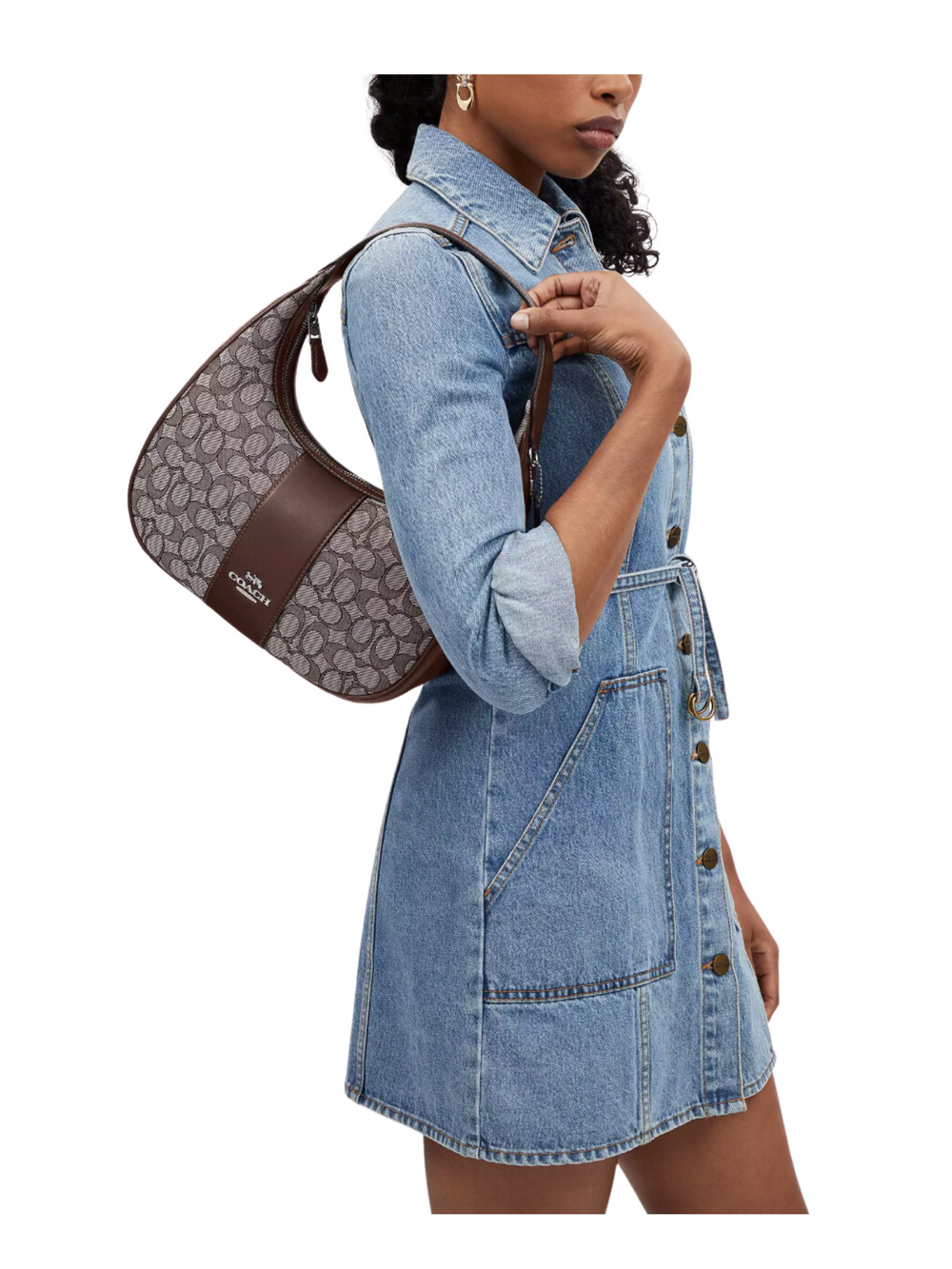 on-model-Coach-Carmen-Shoulder-Bag-In-Signature-Jacquard-Oak-Maple
