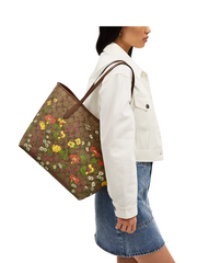 on-model-Coach-City-Tote-In-Signature-Canvas-With-Floral-Print-Khaki-Multi