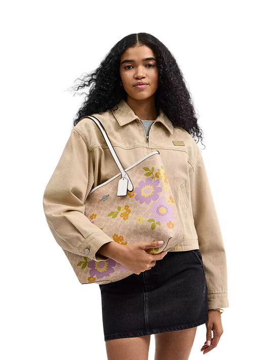 on-model-Coach-City_Tote_Bag-In-Signature-Canvas-With-Floral-Print-Sand-Multi