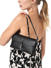on-model-Coach-Hamptons-Bag-Black