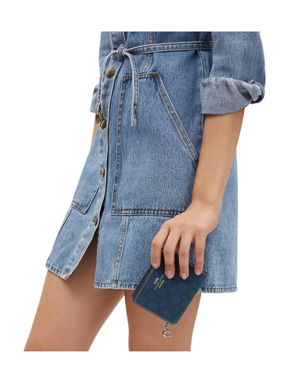on-model-Coach-Snap-Wallet-Signature-Jacquard-DenimDark-Denim