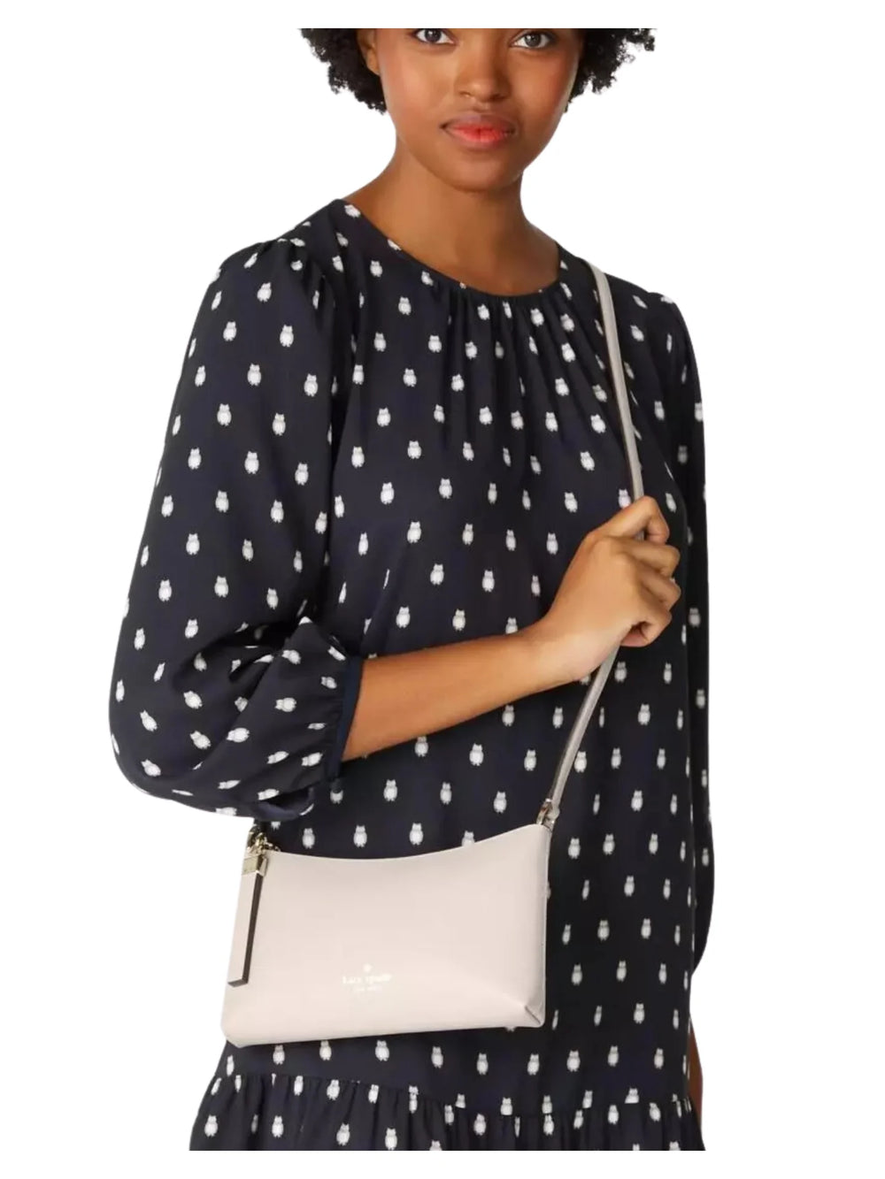 on-model-Kate-Spade-Sadie-Saffiano-Crossbody-Bag-Tusk