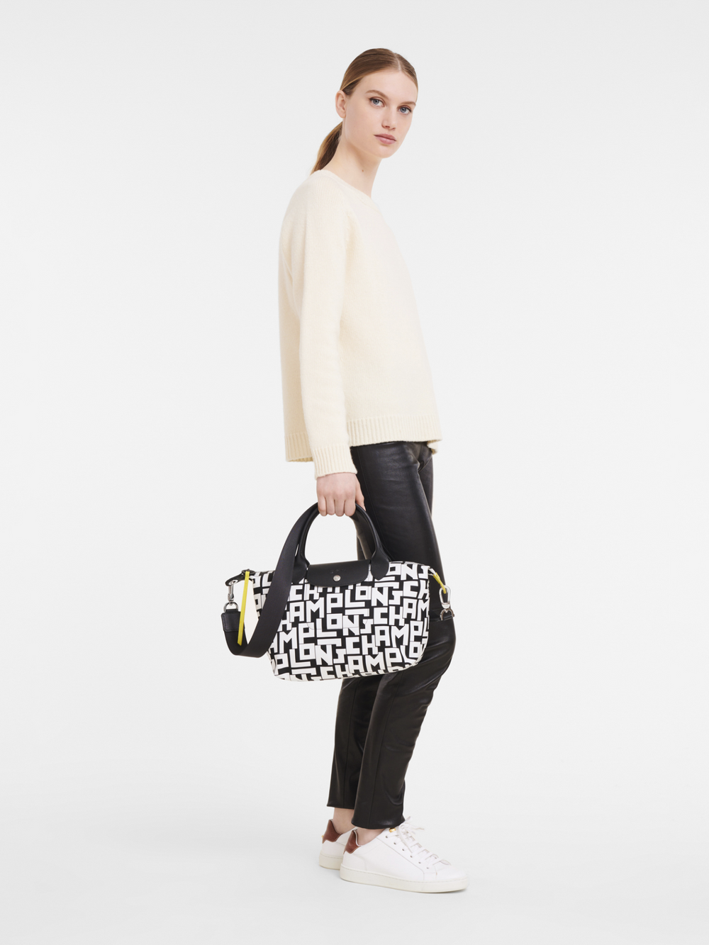 on-model-Le-Pliage-LGP-S-Top-Handle-Black-White
