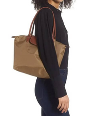 on-model-Longchamp-Le-Pliage-Original-Small-Shoulder-Bag-Desert