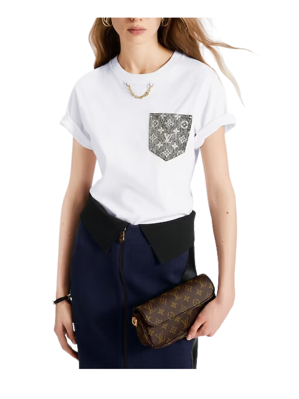 on-model-Louis-Vuitton-Wallet-on-Chain-Ivy