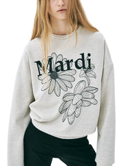 on-model-Mardi-Mercredi-Sweatshirt-Triple-Flower-Oatmeal-Black