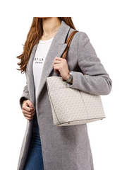 on-model-Michael-Kors-Bedford-Medium-Logo-Tote-Bag-Vanilla