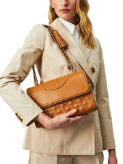 on-model-Tory-Burch-Fleming-Convertible-Shoulder-Bag-Kobicha