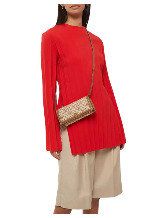 on-model-Tory-Burch-T-Monogram-Wallet-Crossbody-Bag-Hazelnut