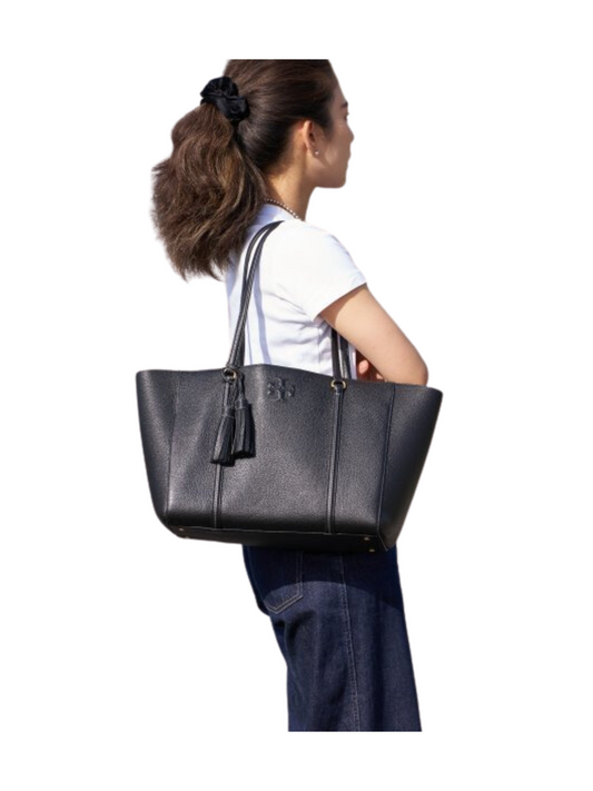 on-model-Tory-Burch-Thea-Tote-Bag-Black