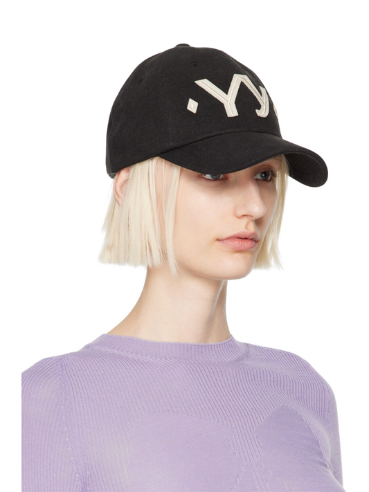 on-model-samping-OPEN-YY-Cotton-Black-YY-Ball-Cap