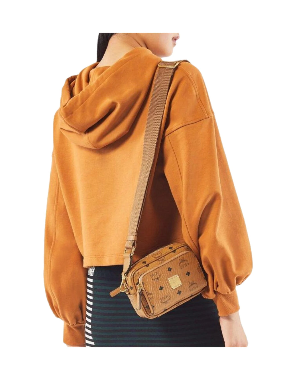 on-model1-MCM-Aren-Visetos-Mini-Logo-Crossbody-Bag-CognacWEBP