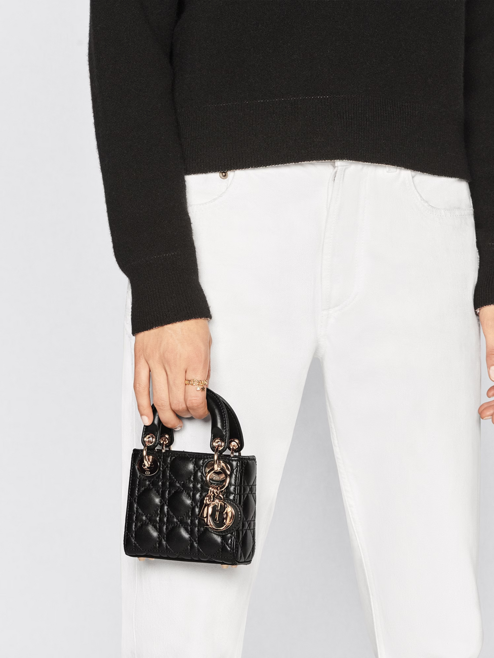 on-model2-Lady -Dior- Micro -Bag- Cannage -Lambskin- Rose- Des -Vents