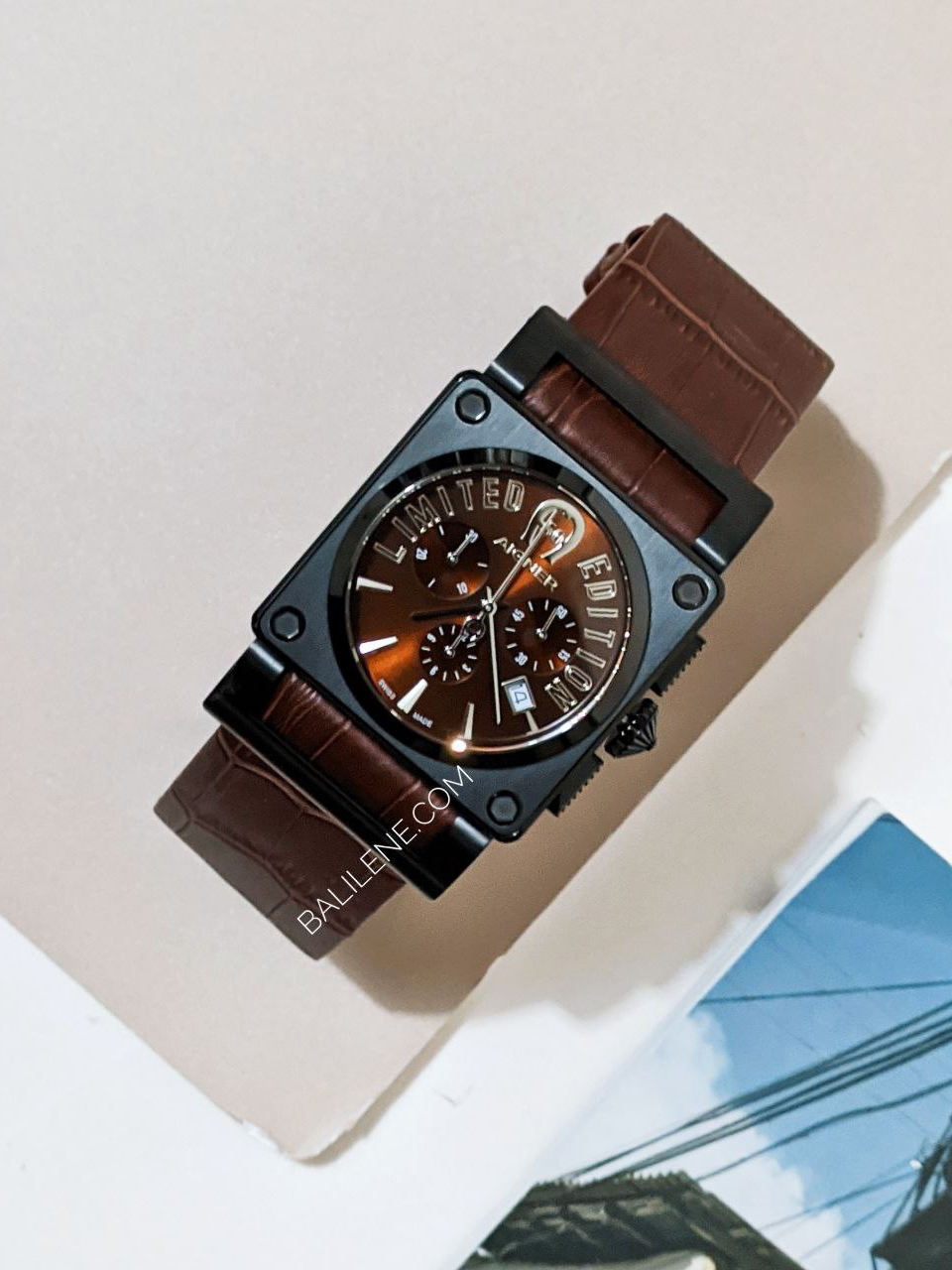 on-produk-Aigner-A24149-Limited-Edition-Black-Case-Brown-Leather-Strap-Watch