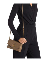 onmodel-Torry-Burch-90343-Kira-Chevron-Chain-Wallet-Pebblestone