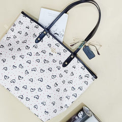 Coach 91151 Reversible City Tote Heart Chalk Pink Multi