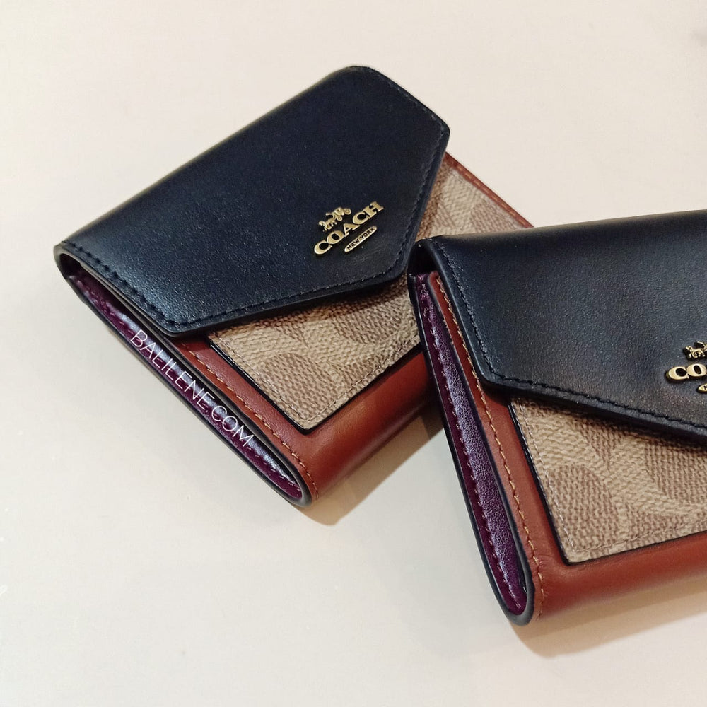 Coach-32610-Small-Wallet-In-Color-blok-Signature-Tan-Black-detail-samping