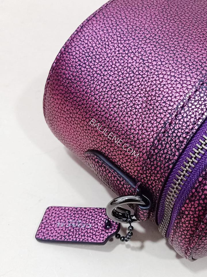 Coach-38590-Trail-Metallic-Berry-Balilene-detail-samping