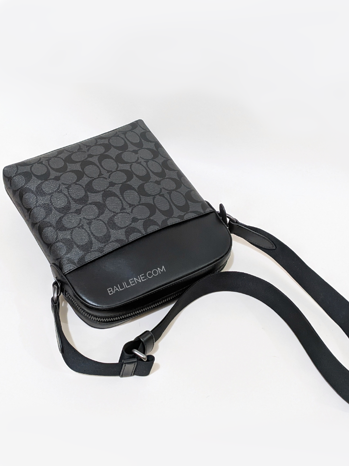 Coach-4010-Houston-Flight-Bag-In-Signature-Canvas-Charcoal-Black-Balilene-detail-belakang