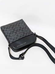 Coach-4010-Houston-Flight-Bag-In-Signature-Canvas-Charcoal-Black-Balilene-detail-belakang