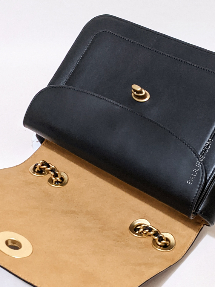 Coach-5211-Madison-Shoulder-Bag-Black-Balilene-detail-penutup