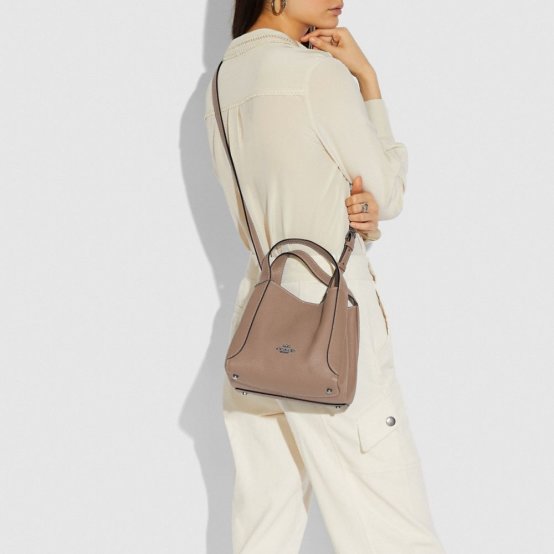 Coach-78800-Hadley-21-Pabbled-Leather-Taupe-onmode