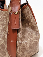 Coach-79251-Hadley-Hobo-21-In-Signature-Canvas-Tan-Rust-Balilene-detail-samping