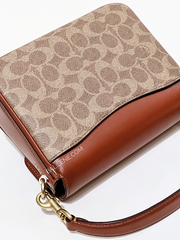 Coach-89089-Cassie-Crossbody-19-In-Signature-Canvas-Tan-Rust-Balilene-detail-belakang