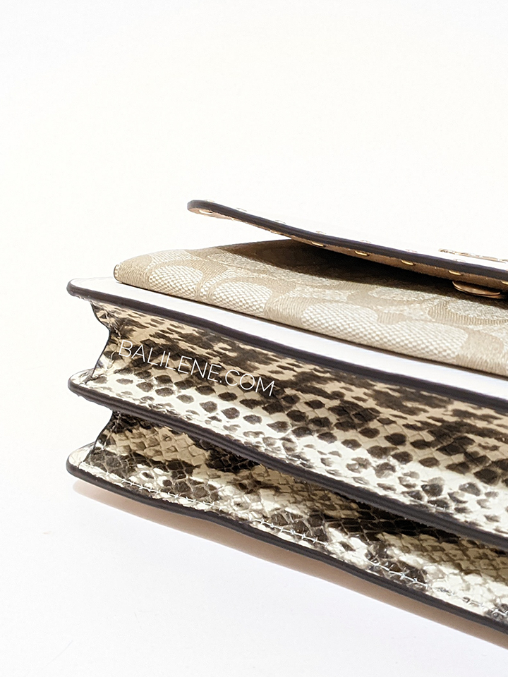 Coach-90400-Klare-Crossbody-In-Signature-Canvas-With-Rivets-Light-Khaki-Multi-Balilene-detail-bawah