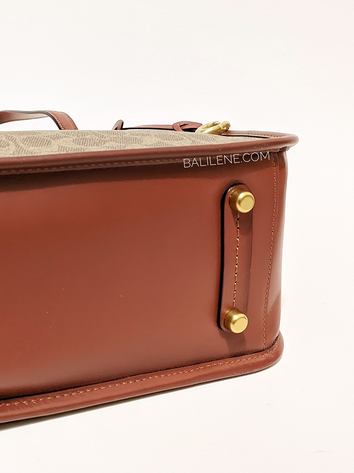 Coach-C2591-Tyler-Carryall-In-Signature-Canvas-Tan-Rust-Balilene-detail-bawah